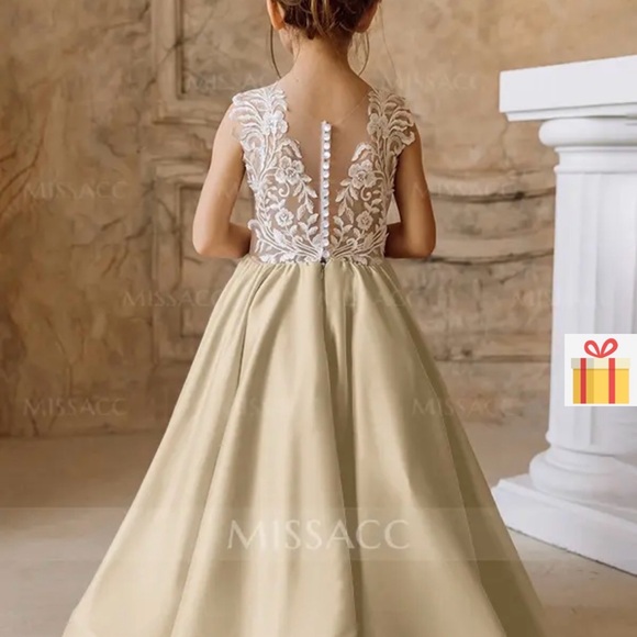 Missacc Other - Elegant Lace Back Kids Dress in gold/champagne